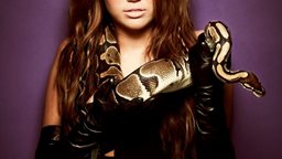 <b>4. </b>Beautiful women photo shoots with snakes!