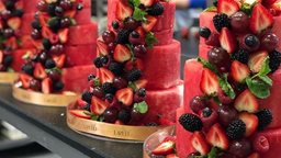 <b>4. </b>Where to find Watermelon Cake in Kuwait?