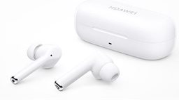 <b>3. </b>HUAWEI launches the new HUAWEI FreeBuds 3i earphones in Kuwait