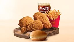 <b>3. </b>Crispy Chicken has finally arrived to McDonald's Kuwait!