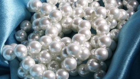 Do Pearls dissolve in Vinegar?