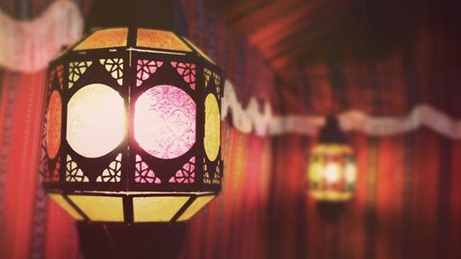 من المرجح أن يبدأ شهر رمضان 2018 يوم الخميس 17 مايو أي بعد 8 أسابيع فقط من الآن.