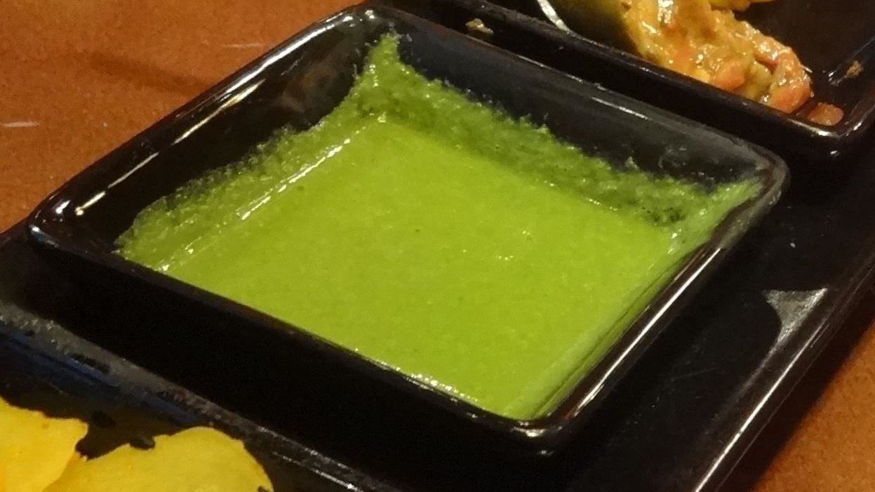 what-is-that-green-sauce-served-in-indian-restaurants-daleeeel